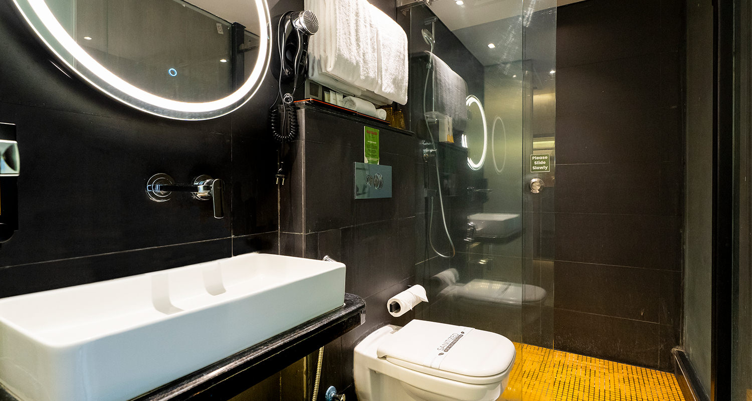 Deluxe Quad Room